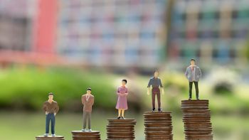 Los uruguayos presentan una alta moral tributaria. Los uruguayos presentan una alta moral tributaria.