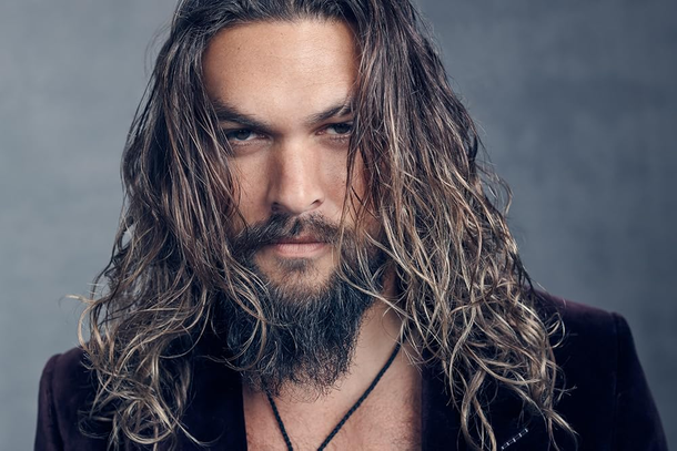 La película protagonizada por Jason Momoa y dos importantes actores