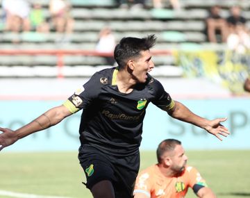 Torneo Apertura: Defensa goleó 5-0 a Aldosivi en Mar del Plata