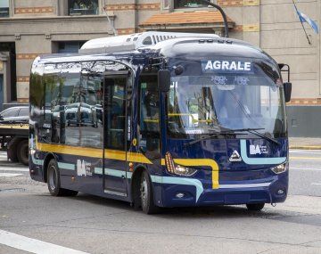 Comenzó a funcionar la primera línea de buses eléctricos en la Ciudad