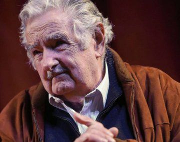 Uruguay: José Pepe Mujica renunció al Senado y se retira de la política