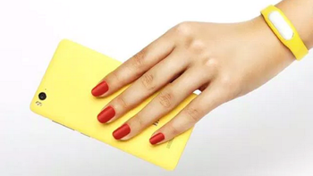 xiaomi presento el mi4c, un telefono que puede ser un control remoto xiaomi presento el mi4c, un telefono que puede ser un control remoto