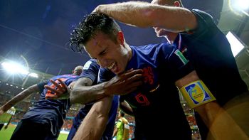 holanda humillo a espana, el ultimo campeon, con una goleada historica holanda humillo a espana, el ultimo campeon, con una goleada historica