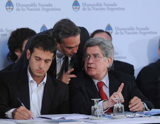 Senado: el oficialismo analizará la regulación de las cautelares