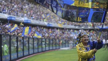 los hinchas de boca festejan su dia en una bombonera repleta los hinchas de boca festejan su dia en una bombonera repleta