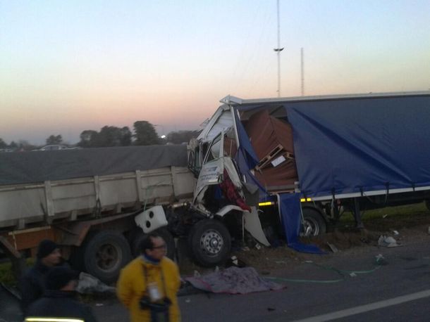 Un sábado trágico, con tres muertos en dos choques