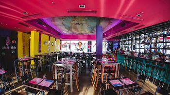 Disfrutá del Día del Amigo en alguno de éstos restaurantes Disfrutá del Día del Amigo en alguno de éstos restaurantes