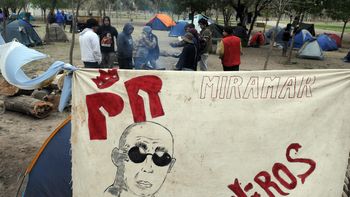 miles de jovenes acampan en mendoza para ver al indio miles de jovenes acampan en mendoza para ver al indio