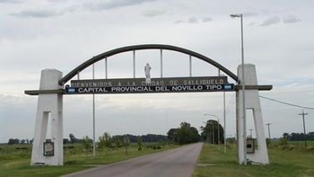 femicidio en salliquelo: asesinan a una joven y hay dos menores de 15 anos detenidos femicidio en salliquelo: asesinan a una joven y hay dos menores de 15 anos detenidos