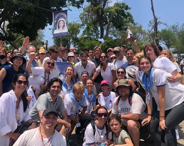 Bullrich se emocionó al encontrarse con quienes peregrinaron en Salta por su salud