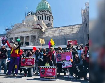 Cerraron 500 salones de fiestas en la Ciudad algunos no pueden devolver las señas