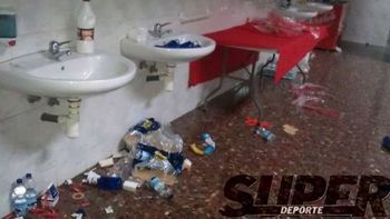 en valencia acusan al real madrid de arrasar un vestuario en valencia acusan al real madrid de arrasar un vestuario