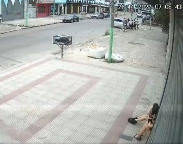 VIDEO: atropelló a un grupo de amigos y mató a una chica en Laferrere