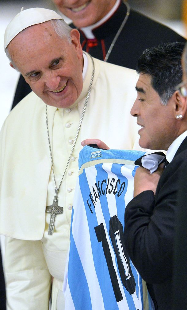 Maradona sobre el encuentro con Francisco: Se juntaron dos potencias