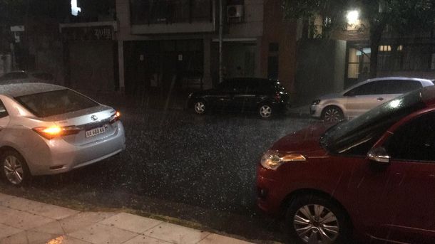 Diluvió y granizó en Ciudad y provincia de Buenos Aires