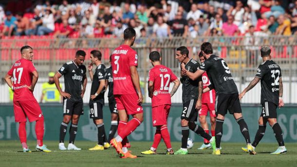Di María, expulsado en Juventus por un codazo en la derrota de su equipo