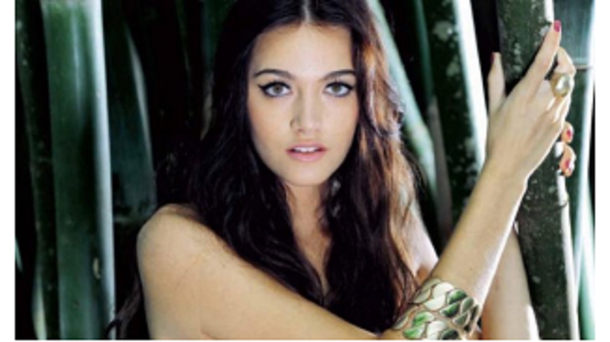 El video de Oriana Sabatini cantando en inglés