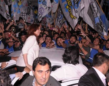 Facultad de la UBA condenó la represión frente a la casa de Cristina Kirchner