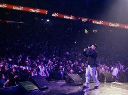 Duki debutó en Viña del Mar y brindó un show impactante