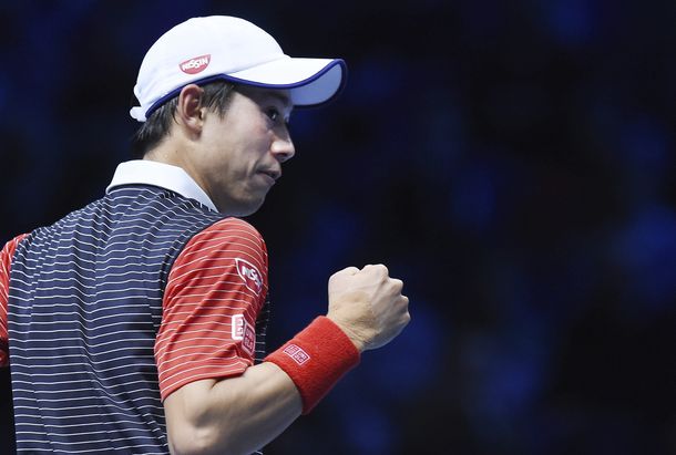 Djokovic destrozó a Nishikori en el tercer set y es finalista del Masters