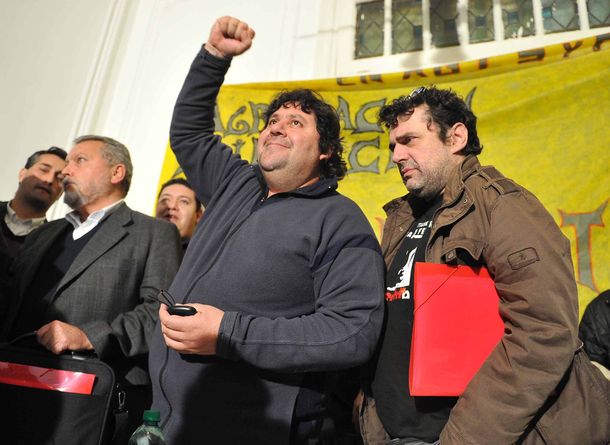 Metrodelegados protestan contra el proyecto de traspaso de subte