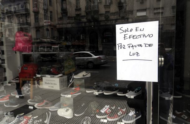 Jornada asfixiante: más de 750 mil usuarios sin luz, con 41° de térmica