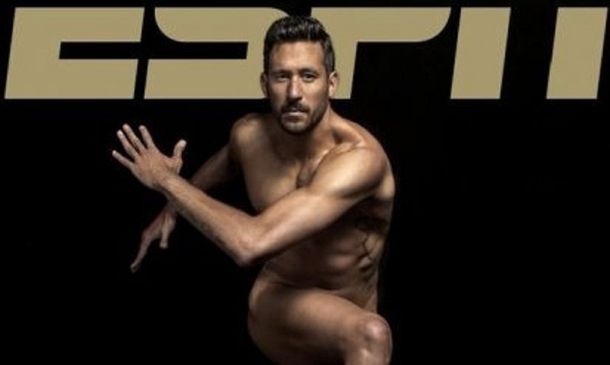 Mirá el cuidado desnudo de Jonás Gutiérrez para una revista