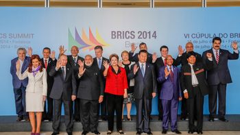 cristina tuiteo en ingles sobre el traslado de la crisis a brics cristina tuiteo en ingles sobre el traslado de la crisis a brics