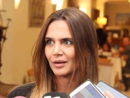 Granata domó a un troll que la quiso correr con su affaire con Robbie Williams: No es delito