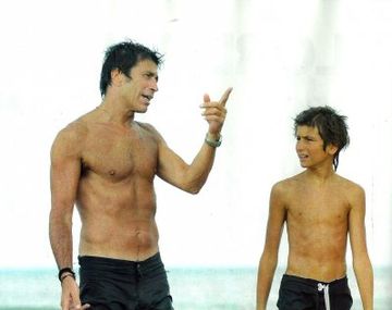 Nicolás Repetto disfruta de sus vacaciones familiares en la costa