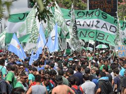 Moyano confirmó el paro de Camioneros: Un 15% de aumento es ridículo