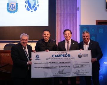 Jorge Amor Ameal y Juan Román Riquelme estuvieron presentes en el evento.&nbsp;