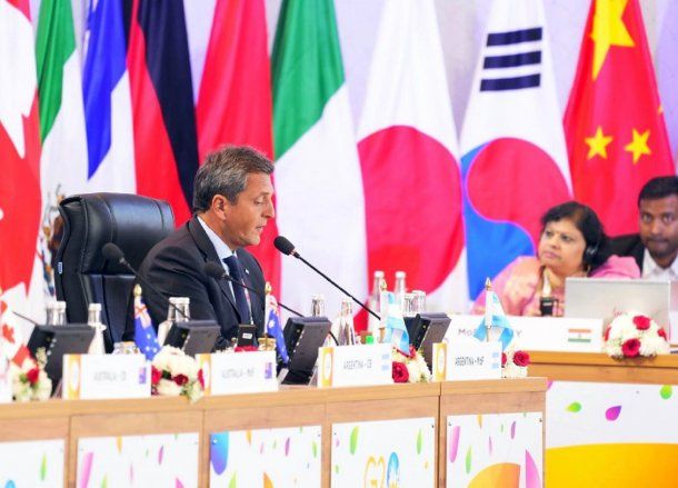 La crítica de Massa al FMI por los sobrecargos: Son regresivos