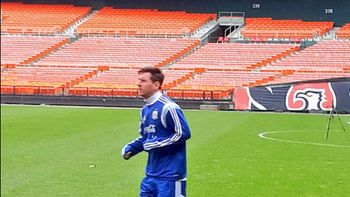 gran ausente: messi entrenar aparte y esta casi descartado gran ausente: messi entrenar aparte y esta casi descartado