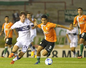 Banfield y Gimnasia Esgrima de La Plata abren el fútbol de verano en Mar del Plata