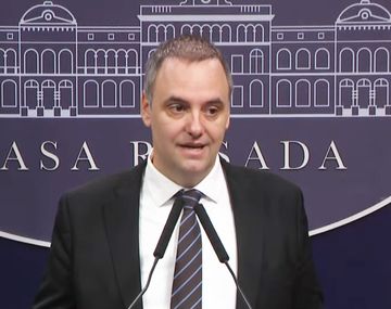 Manuel Adorni no asistirá al Senado el próximo 2 de julio