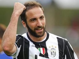 Sirvió la dieta: Higuaín hizo su primer gol con la camiseta de Juventus