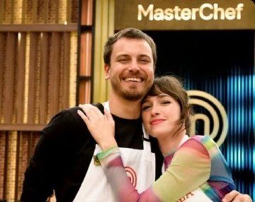 Andrés Gil y Candela Vetrano, actores.