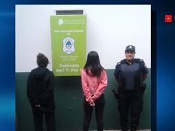 ordenan liberar a madre e hija presas por el crimen de las 185 punaladas al hombre que las sometia a violencia de genero ordenan liberar a madre e hija presas por el crimen de las 185 punaladas al hombre que las sometia a violencia de genero