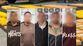 Durante el operativo detuvieron a cinco personas.