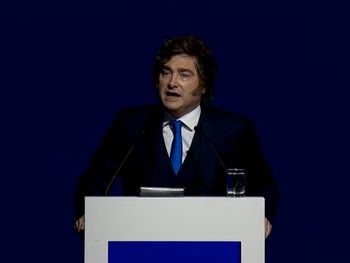 Milei, en el AmCham Summit ante empresarios: Tarde o temprano, las cosas van a funcionar