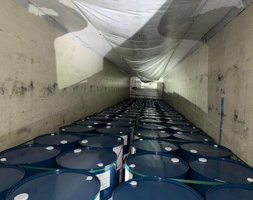 Peligro en la frontera: trasladaban 35 toneladas de químicos peligrosos y fueron detenidos en Salta