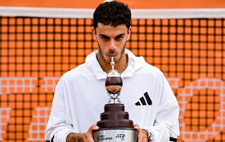Francisco Cerúndolo venció a Luciano Darderi y es campeón del Argentina Open 2026