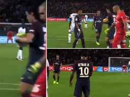 video: cavani no le dejo patear un penal a neymar video: cavani no le dejo patear un penal a neymar