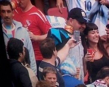 No puede entrar a estadios argentinos