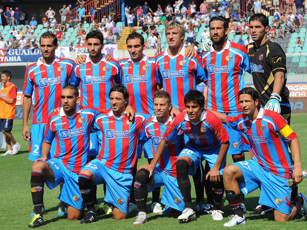 Repleto de argentinos, el Catania perdió la categoría por arreglo de  partidos