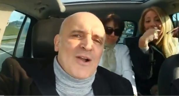 VIDEO: Espert fue a votar cantando Matador