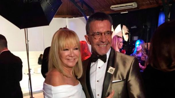 Solita Silveyra sin filtro con Laport ¡en frente de la mujer! Nos falta hacer el amor sólo arriba de...