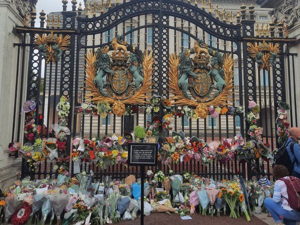 Cuántos días de luto habrá en el Reino Unido por la muerte de la reina Isabel II