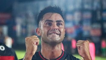 con un golazo del pity martinez, tigre le gano 3-1 a racing, que sumo su tercera derrota al hilo con un golazo del pity martinez, tigre le gano 3-1 a racing, que sumo su tercera derrota al hilo